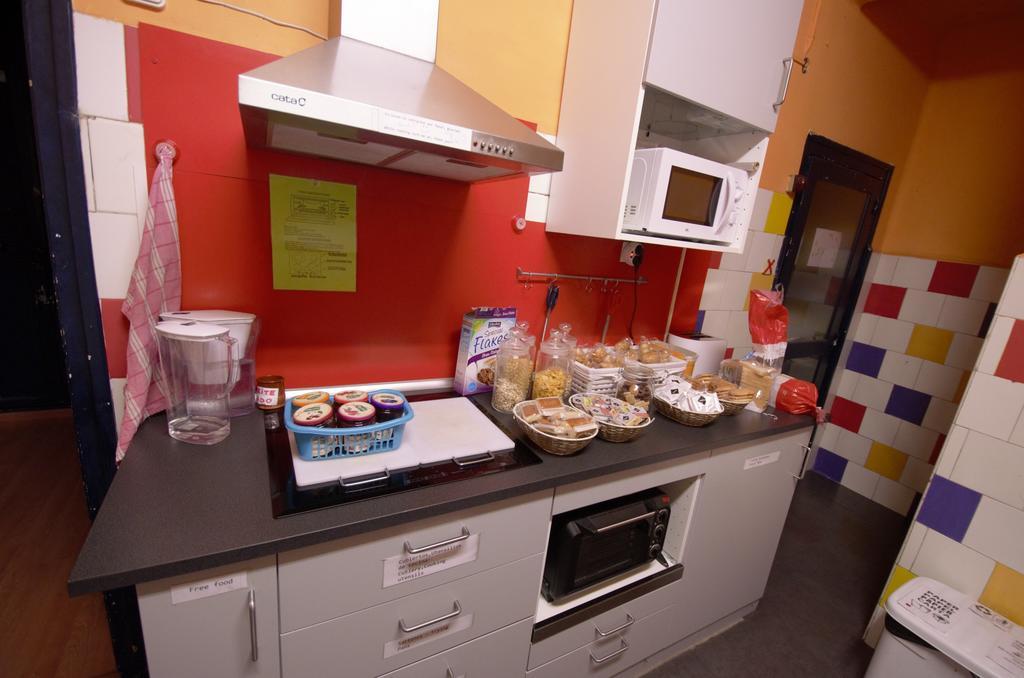 Hostel Hemingway Памплона Екстер'єр фото