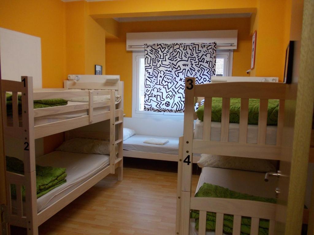Hostel Hemingway Памплона Номер фото