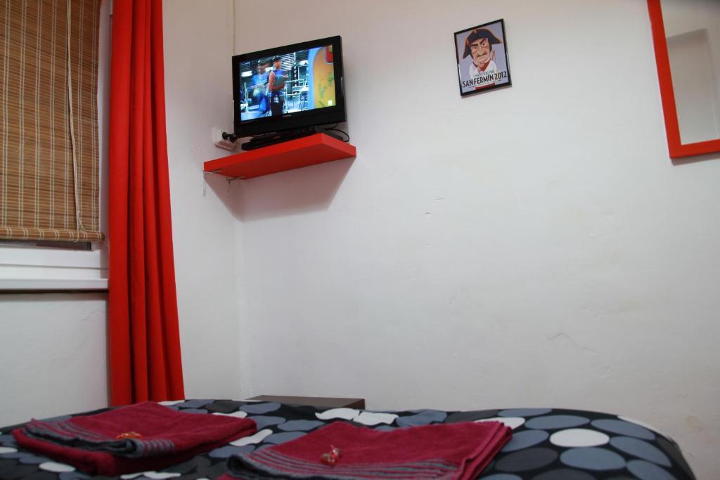 Hostel Hemingway Памплона Номер фото