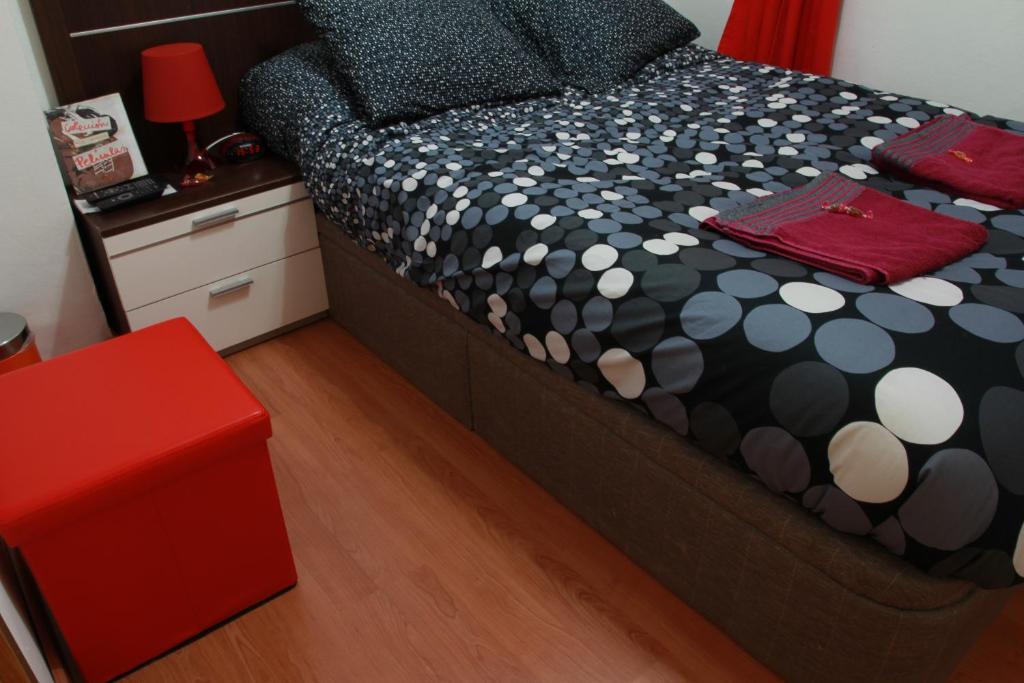 Hostel Hemingway Памплона Номер фото