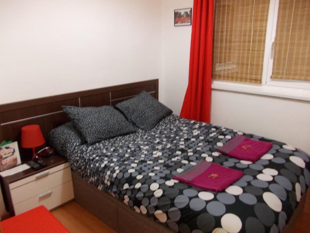 Hostel Hemingway Памплона Номер фото