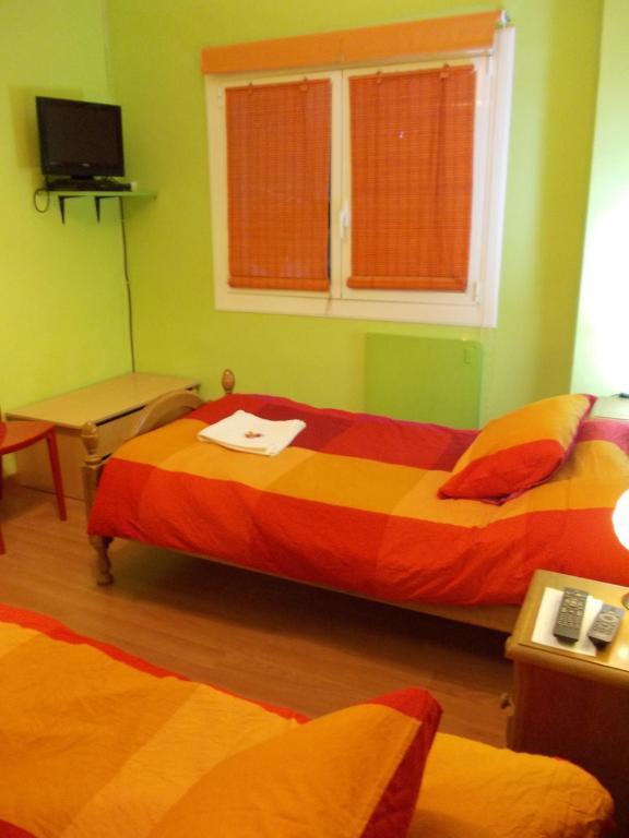 Hostel Hemingway Памплона Номер фото